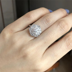 Huitan Fresh Style Female Rings with Dazzling Crystal Cubic Zirconia Bling Accessories for Dance Party Fashion Jewelry for Women