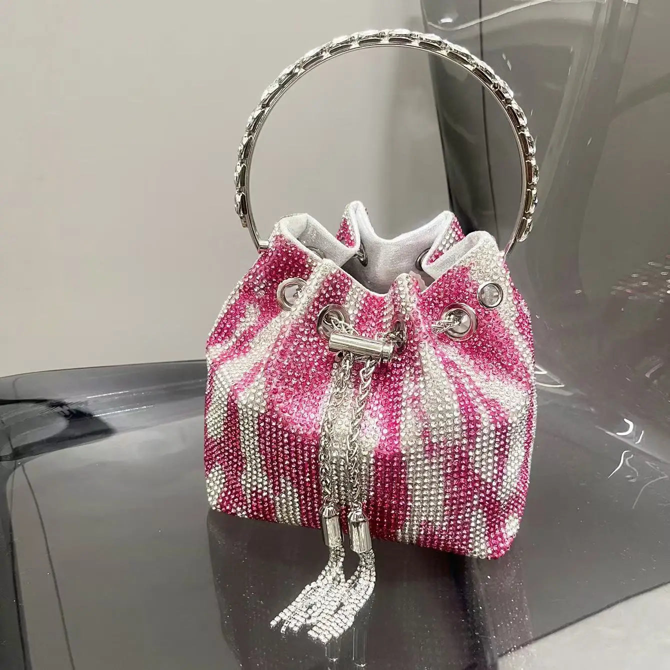Luxury String Bucket Bag Crystal Shiny Rhinestones Diamond Evening Bag Women's Handbag Wedding Party Clutch Purse Crossbody Bag
