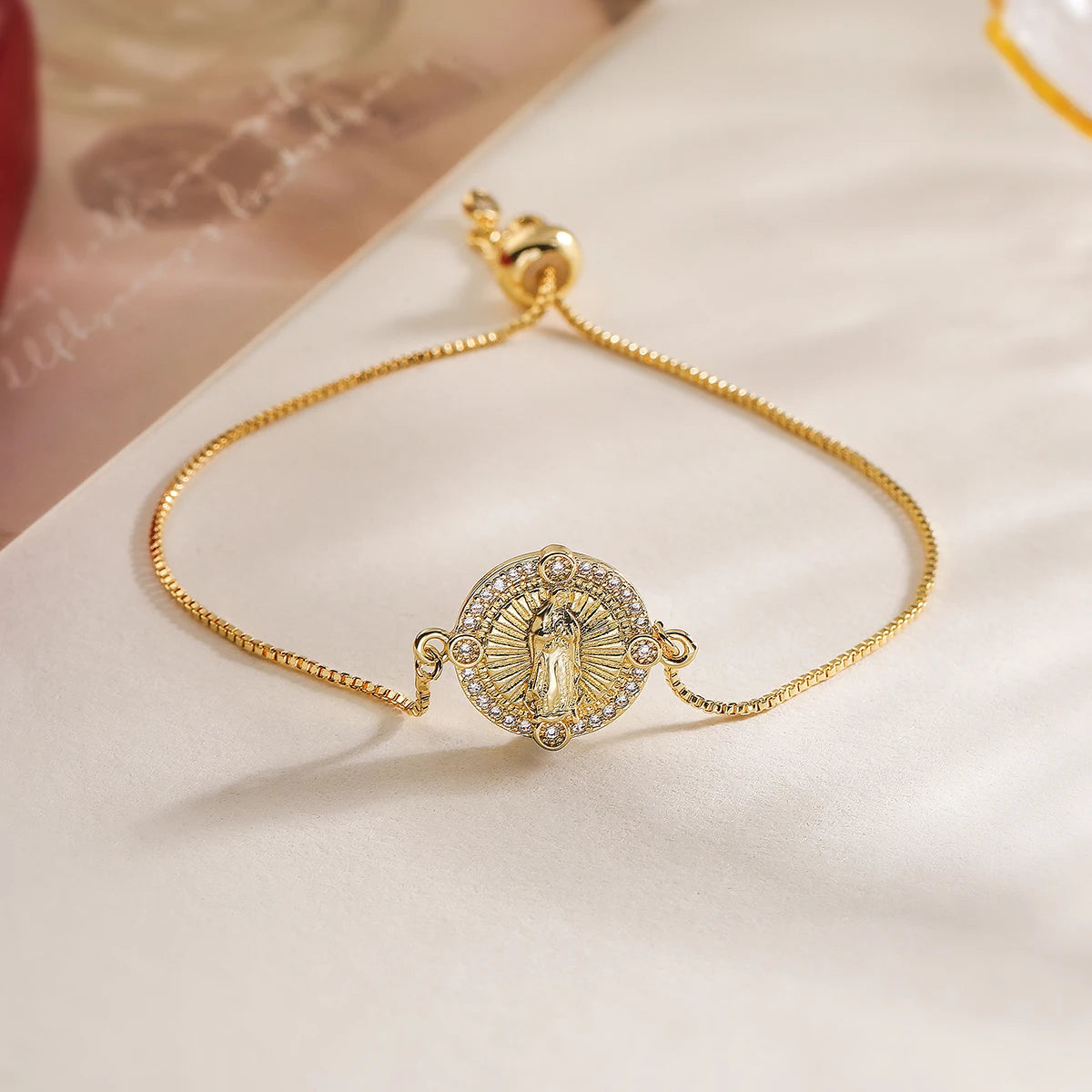 Classic Design Bling Bling CZ Zircon Inlay Virgin Mary Charm Bracelets For Women