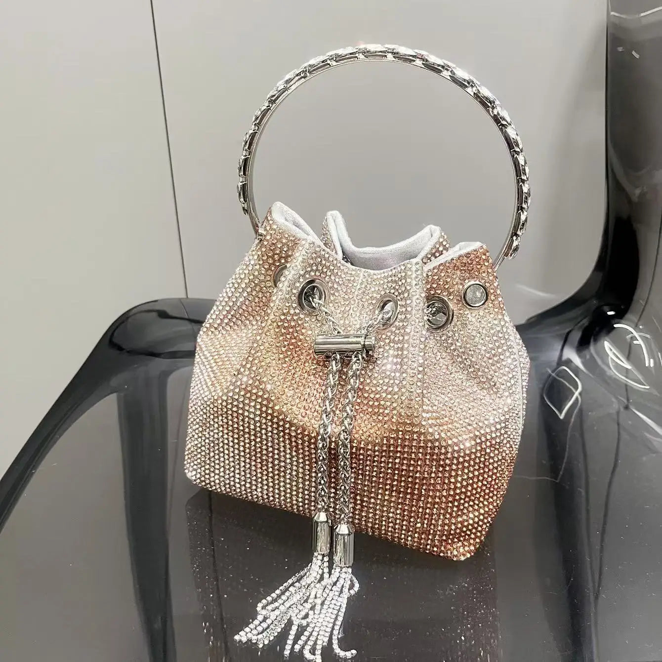 Luxury String Bucket Bag Crystal Shiny Rhinestones Diamond Evening Bag Women's Handbag Wedding Party Clutch Purse Crossbody Bag